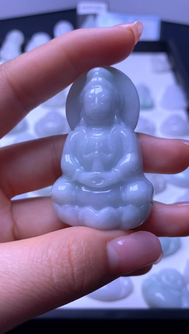 颈饰未镶嵌翡翠A