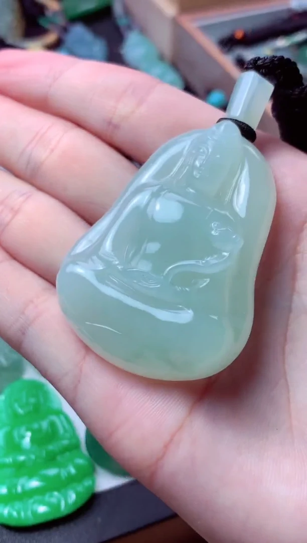 翡翠未镶嵌颈饰天然翡翠A货