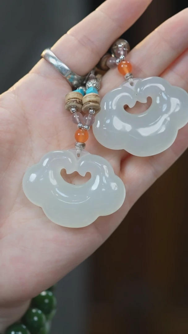 【闪购商品】岫玉颈饰未镶嵌祥云锁