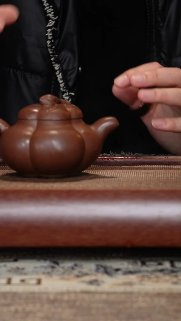 【闪购商品】紫砂茶壶上合桃底槽清半手工