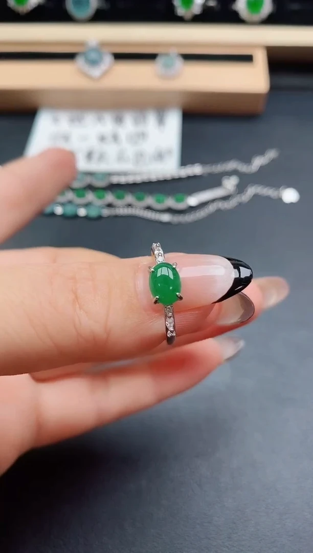 翡翠戒指银S925镶嵌508500