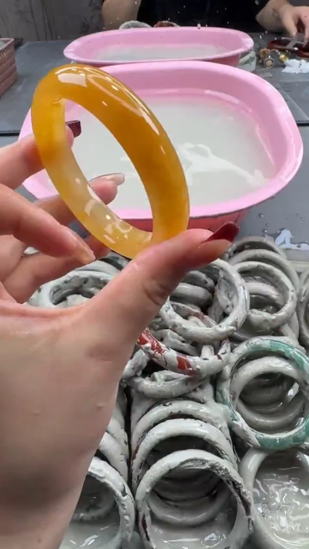 未镶嵌手镯石英质玉4