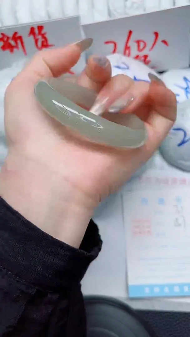 未镶嵌手镯石英质玉31-57