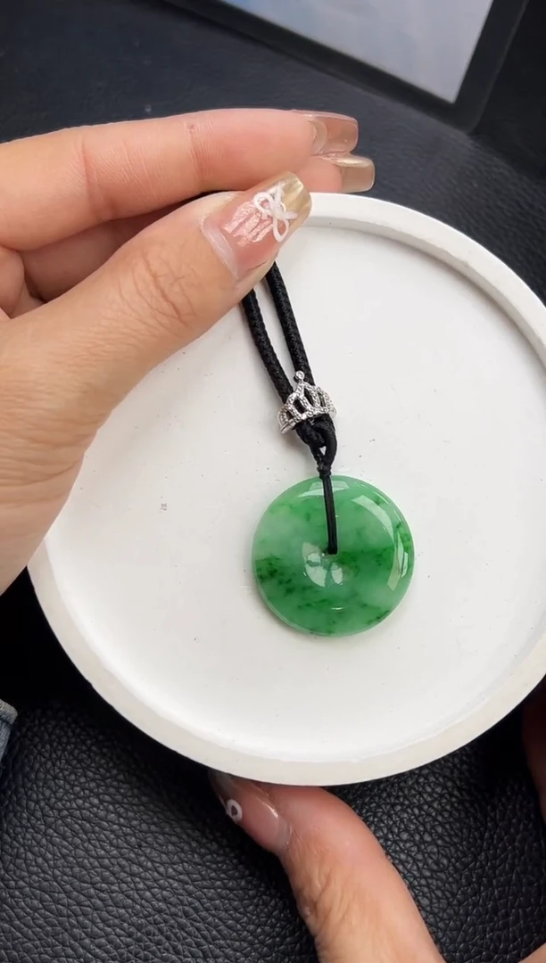 【闪购商品】翡翠颈饰未镶嵌YM1151-2 平安扣