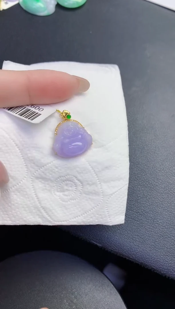 颈饰18K金镶嵌翡翠缅甸天然翡翠a货