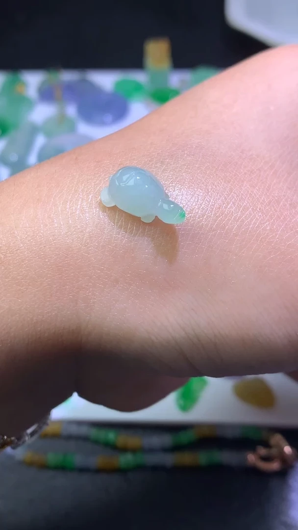 未镶嵌定制翡翠毛货