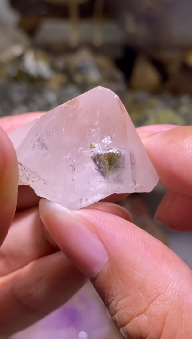 未镶嵌珠宝半成品水晶61号四川花园水晶