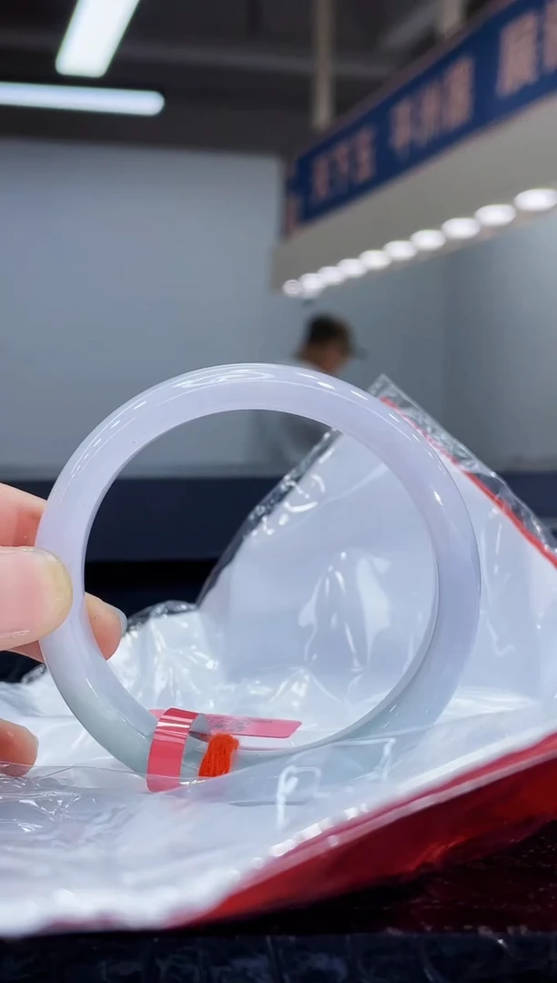 未镶嵌手镯翡翠16