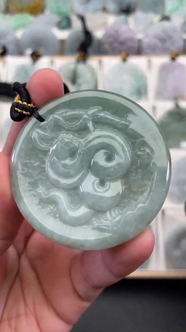 颈饰未镶嵌翡翠天然缅甸翡翠A货61