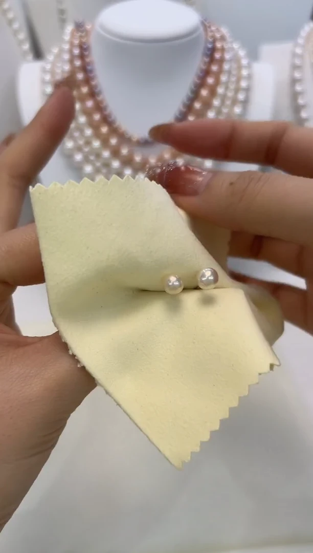 【闪购商品】淡水珍珠耳饰银S925镶嵌5-6mm