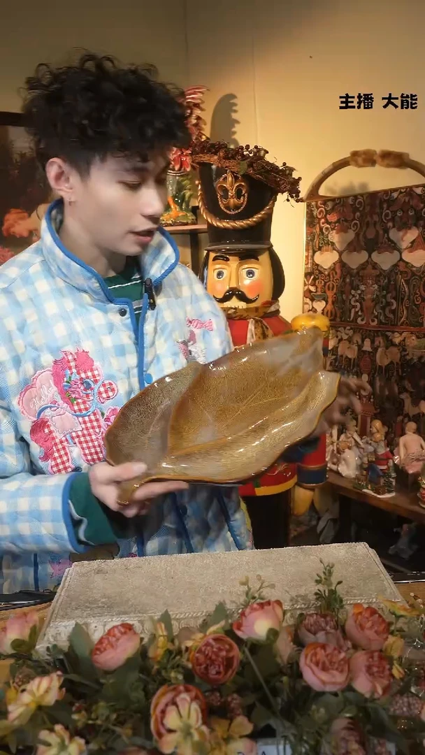 【闪购商品】默认微瑕高端树脂陶瓷摆件W547