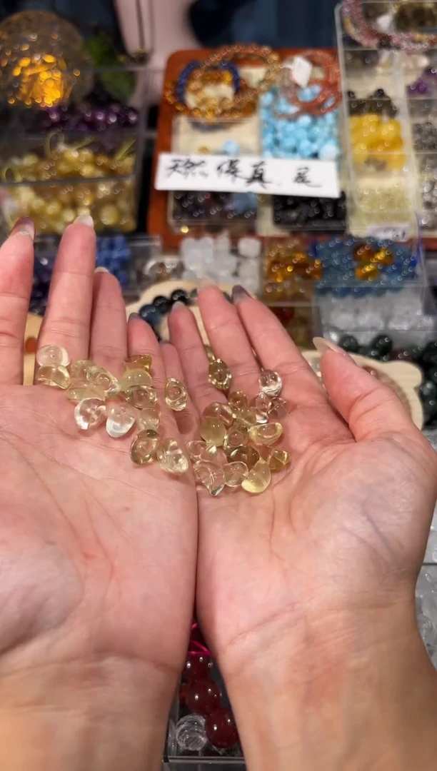 【闪购商品】水晶手串未镶嵌黄水晶小元宝一个有孔