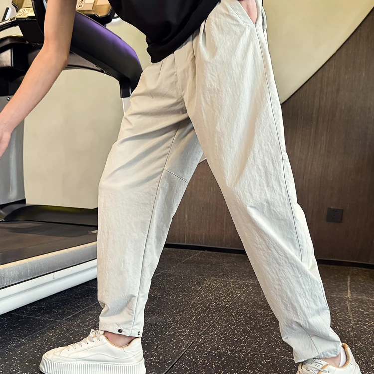 2025夏季百搭时尚男士简约休闲裤速干裤潮裤男透气户外凉感直筒裤