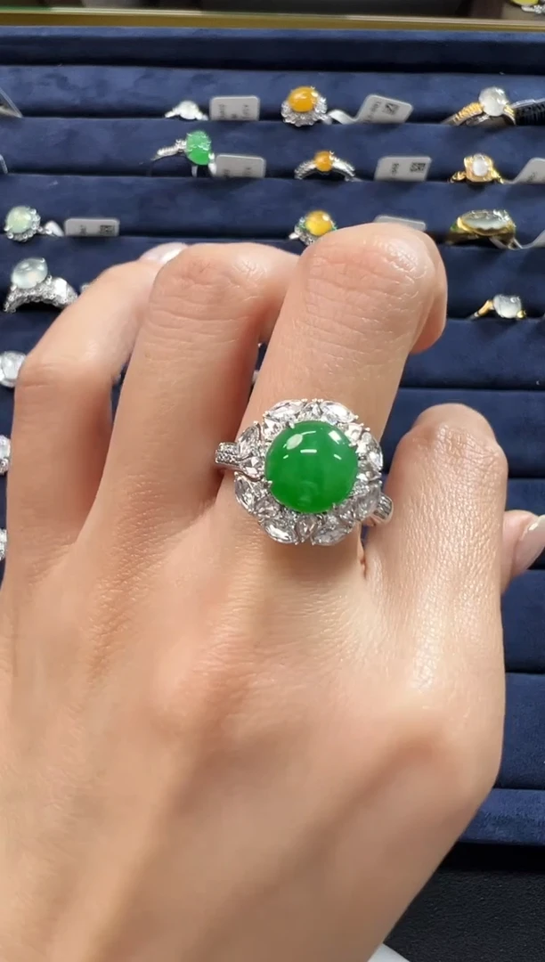 18K金镶嵌戒指翡翠KXHM1212-066