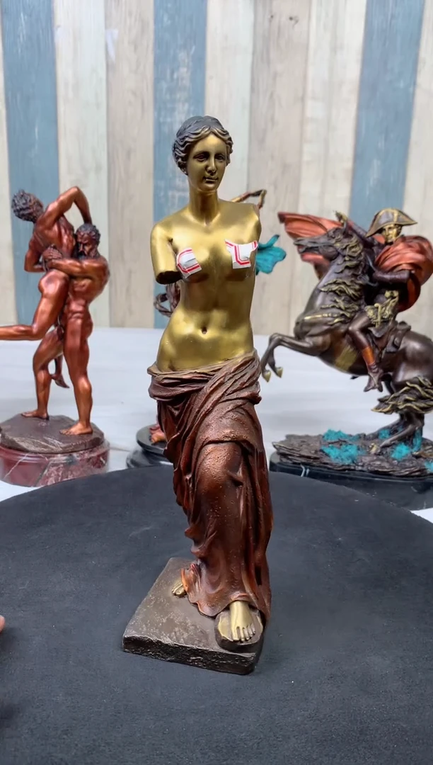 【闪购商品】精美雕塑装饰摆件