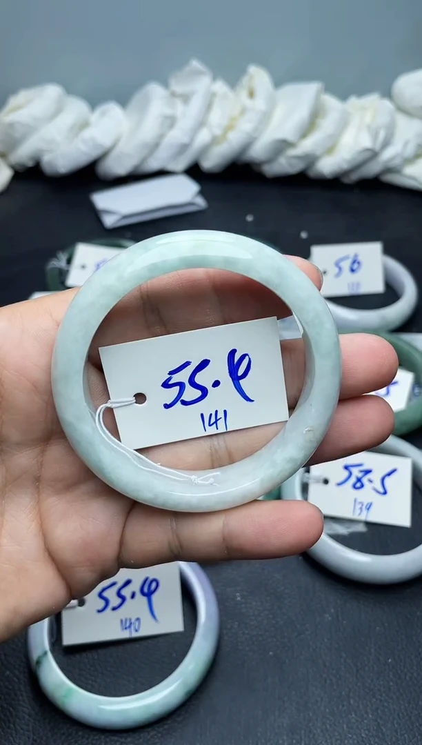 未镶嵌手镯翡翠141