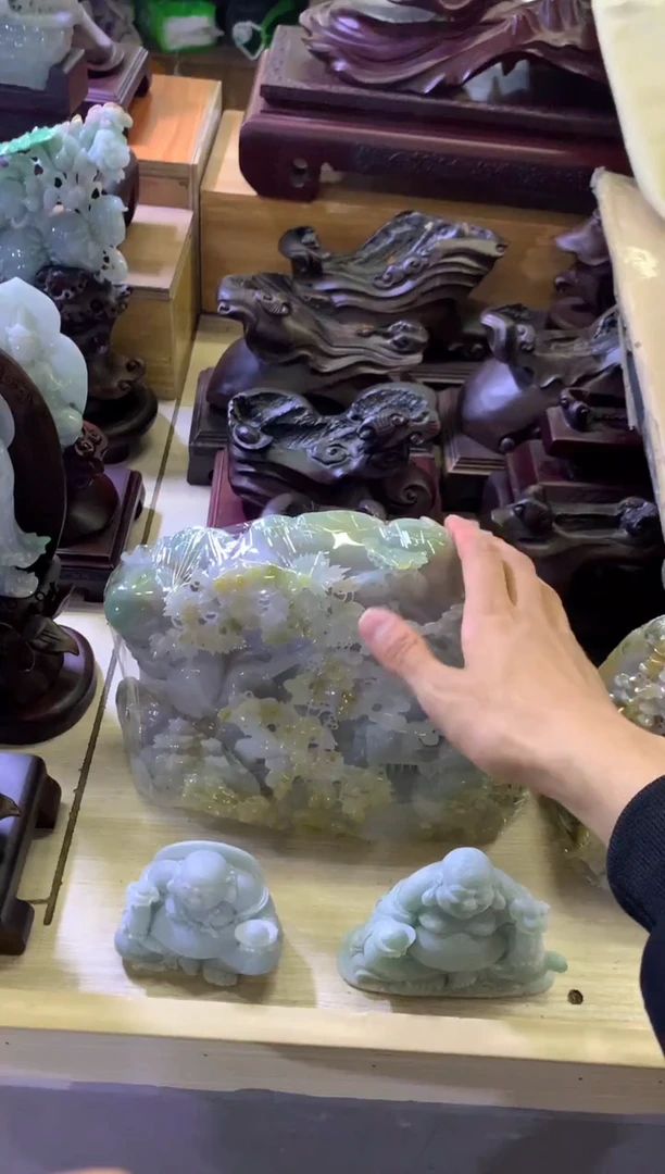 未镶嵌挂件翡翠猫*翡翠摆件