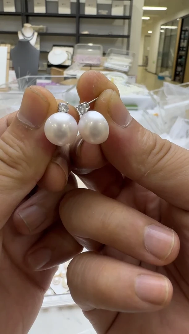 耳钉银S925镶嵌拼合珍珠（马贝珠）11.5-12.5mm 王妃-冷白