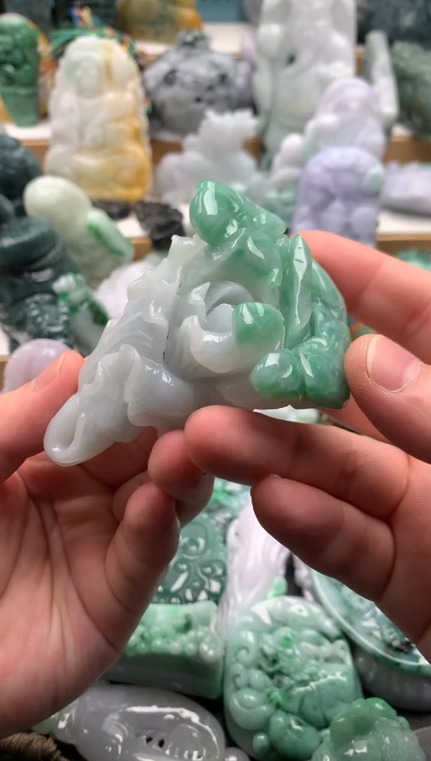 吊坠(不含链)未镶嵌翡翠1