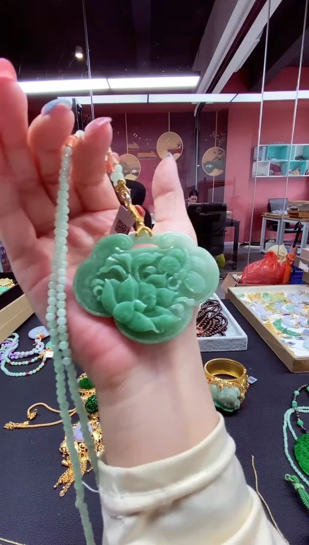 颈饰未镶嵌翡翠翡翠吊坠