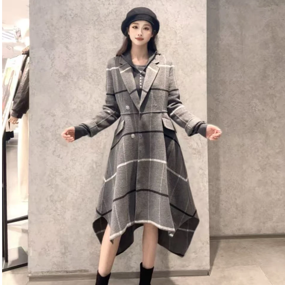 sdeer圣迪奥女装时尚平驳领格纹不规则毛呢大衣S20481817