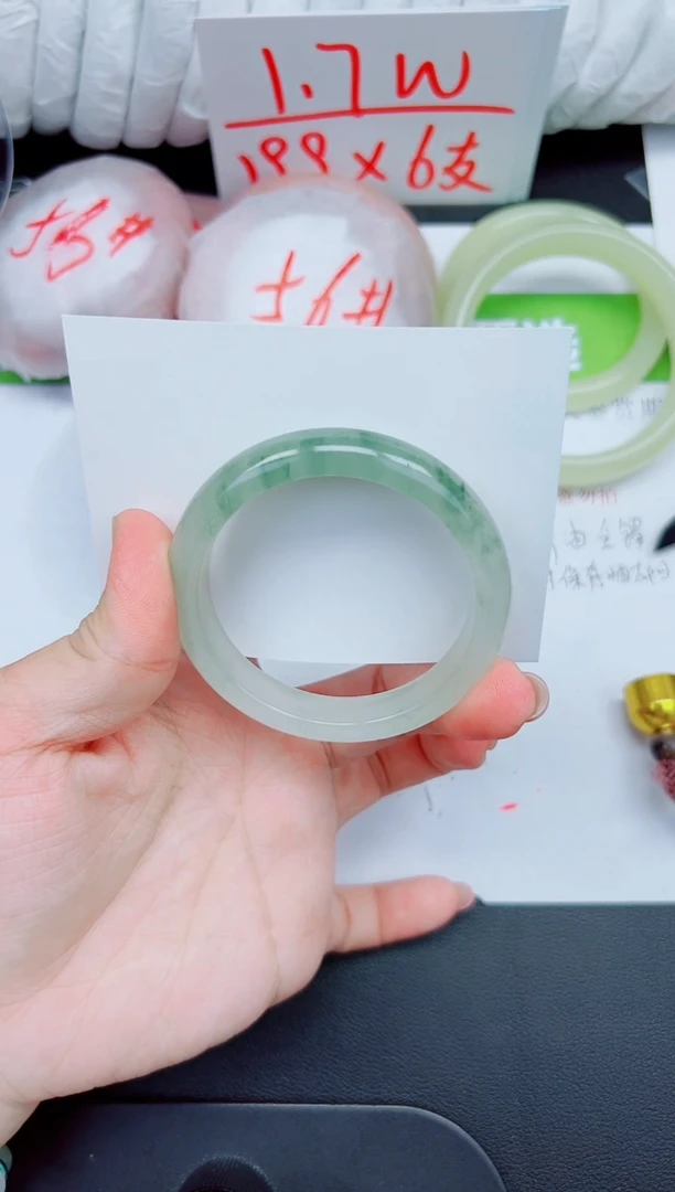 石英质玉手镯未镶嵌222-52.2