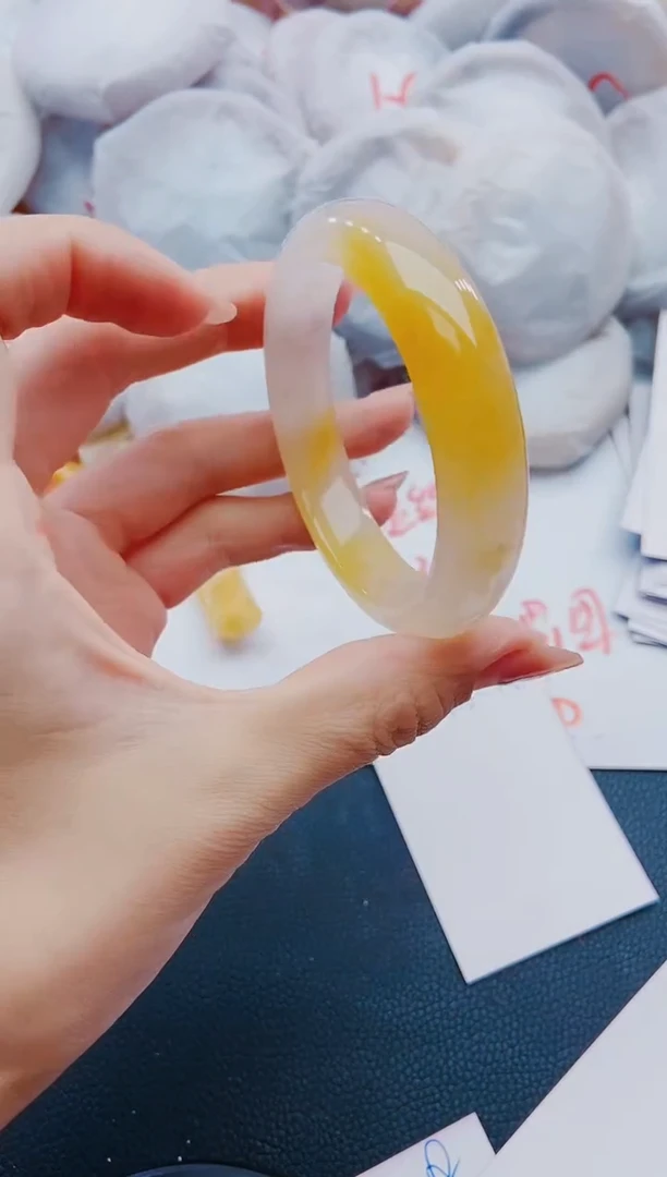 石英质玉手镯未镶嵌K246-55-56