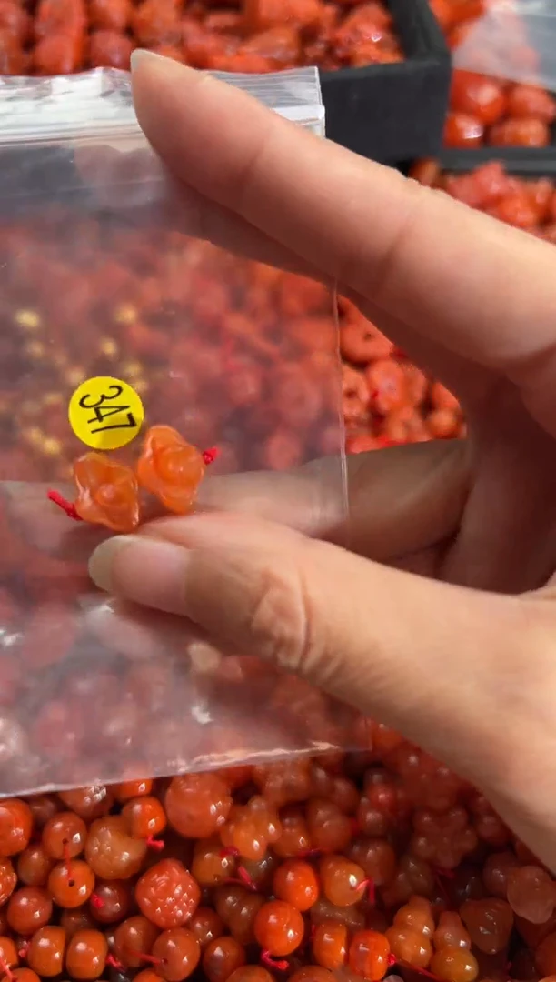 【闪购商品】南红玛瑙颈饰未镶嵌1