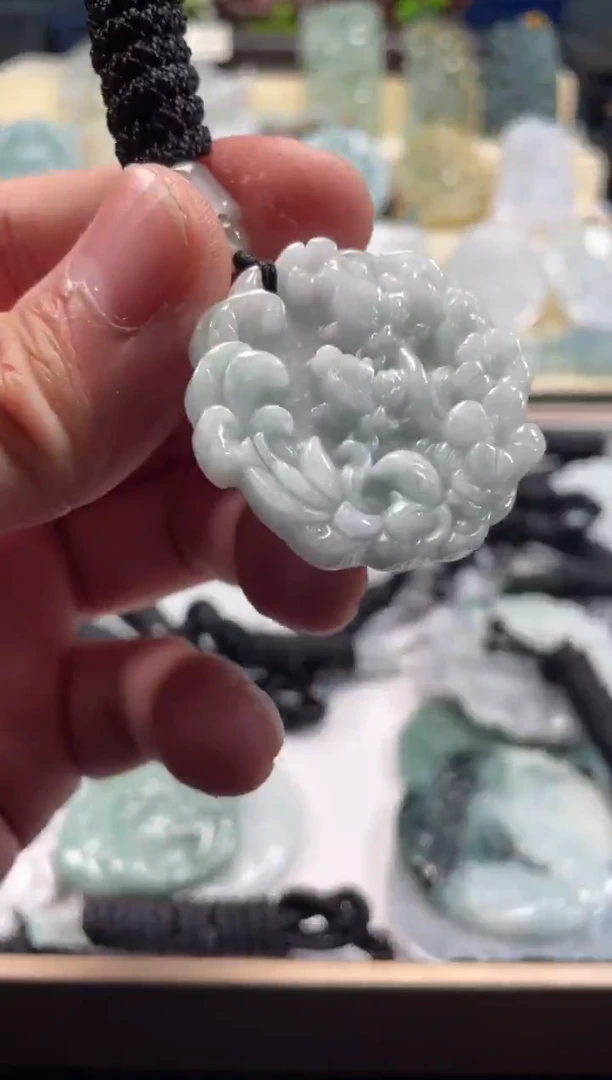 颈饰未镶嵌翡翠12/24/052