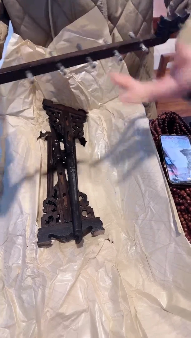 【闪购商品】鸡翅木笔架微瑕介意者勿拍不退不换