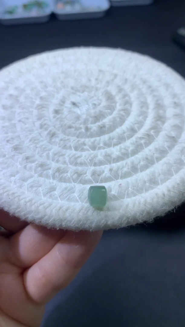 【闪购商品】定制翡翠未镶嵌珠子