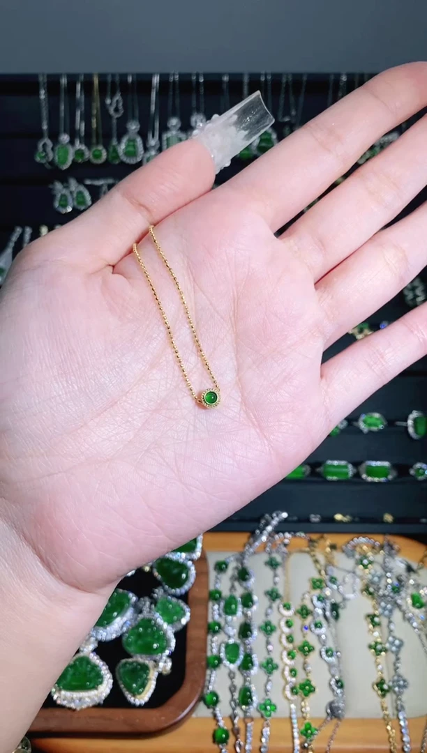 【闪购商品】翡翠颈饰银S925镶嵌多样性