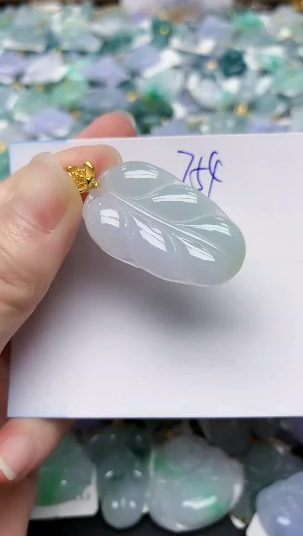 翡翠未镶嵌颈饰天然缅甸A货翡翠百元以上9元证书费自理