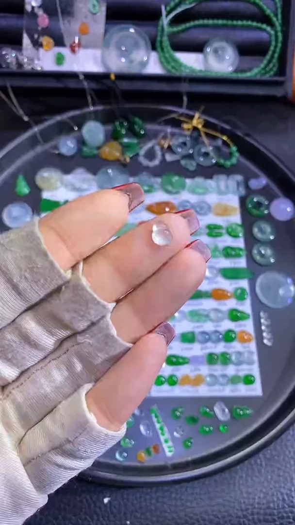 未镶嵌挂件翡翠葫芦