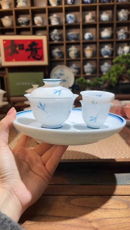 【闪购商品】小玉兰花盖碗+2个玉兰客杯+玉兰壶承