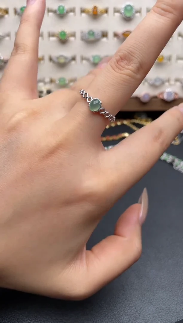 银S925镶嵌戒指翡翠一物一证一礼盒