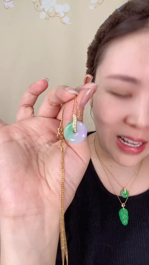 【闪购商品】翡翠吊坠(赠链)未镶嵌多样性春彩扣子X28