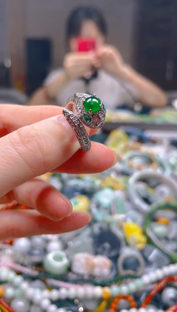 翡翠未镶嵌颈饰/S/翡翠A货一图一物