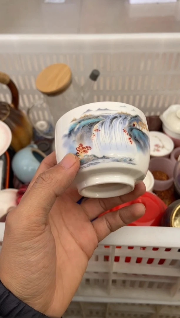 无运费险有瑕疵的摄影的产品有使用过的痕迹有点脏介意勿拍