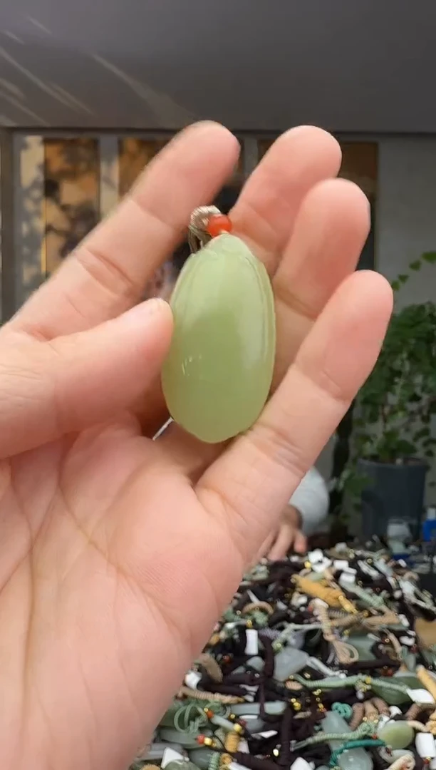 未镶嵌和田玉挂件拍一发一