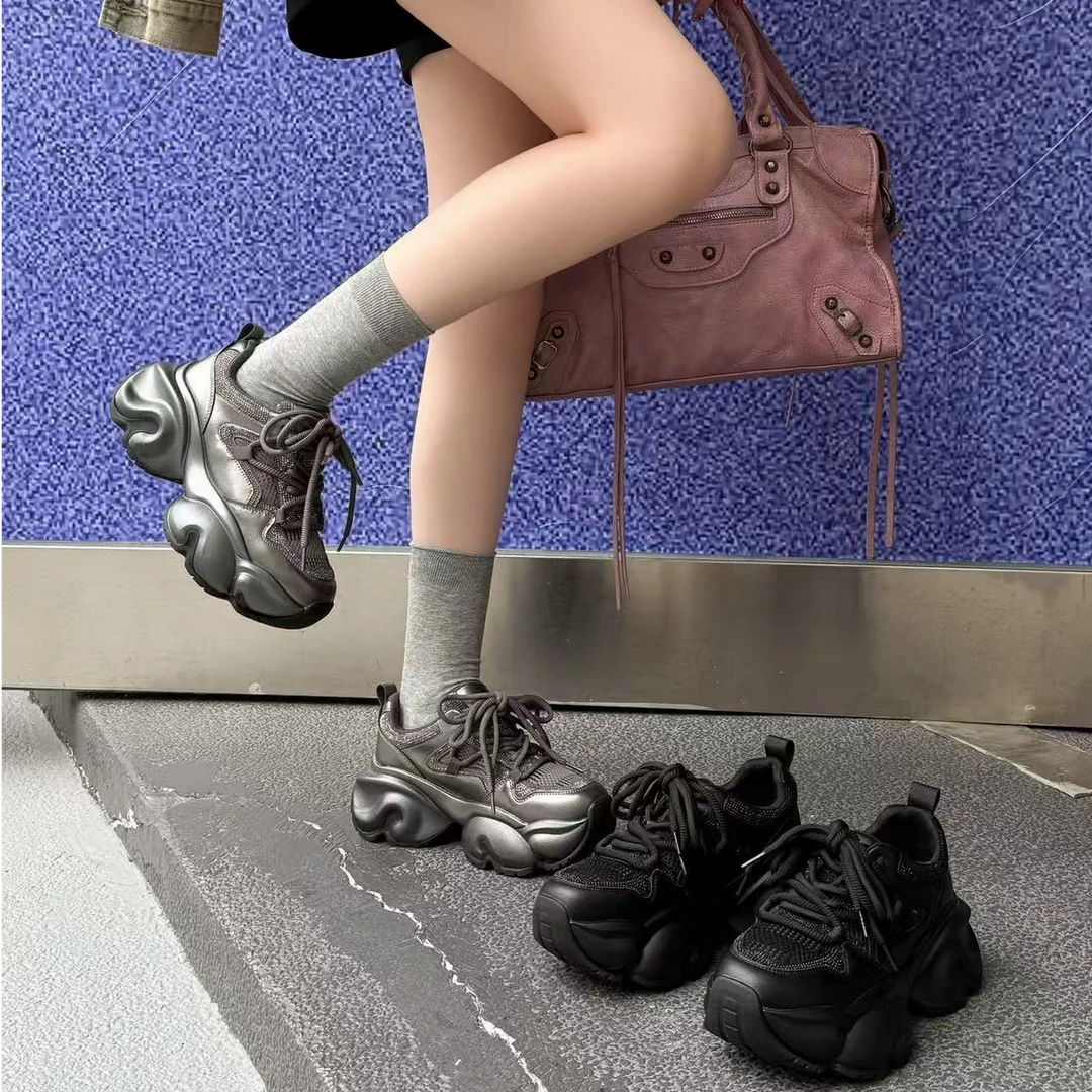 2025年秋季新款圆头厚底增高运动老爹鞋轻便舒适女鞋休闲跑步鞋