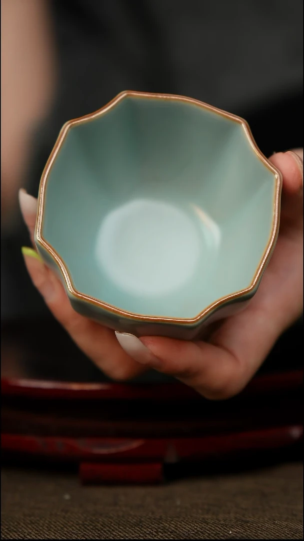 四方葵口杯 带底款