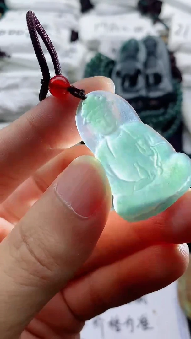 翡翠未镶嵌颈饰88888888