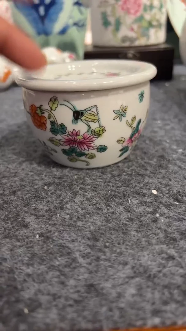 摆件瓷摆件瓷摆件花卉蛐蛐罐