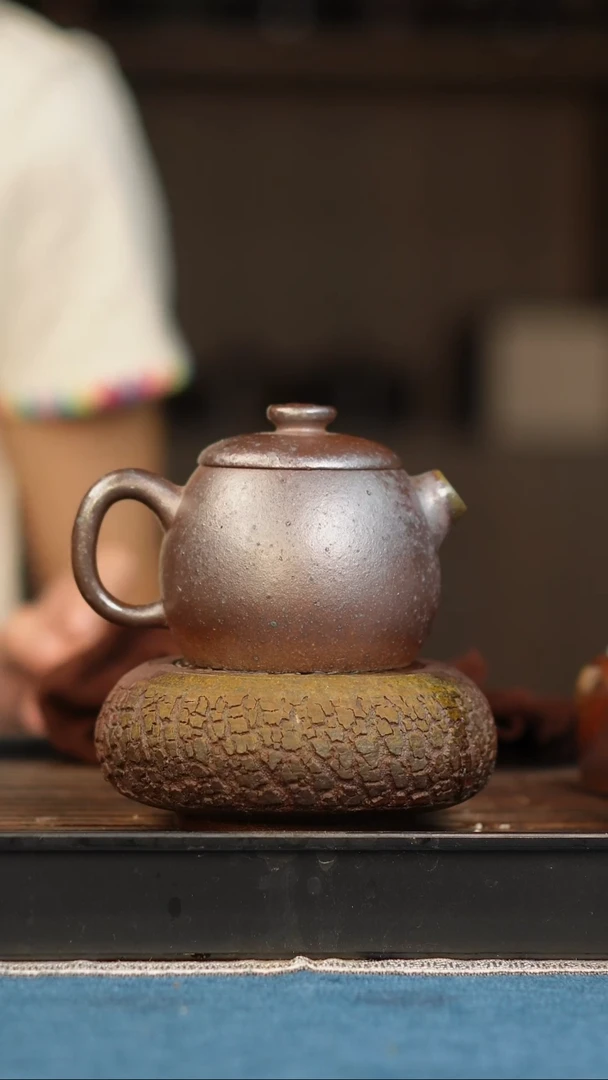 茶壶紫砂柴烧紫砂段泥巨轮