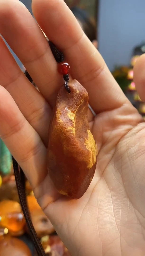 琥珀颈饰未镶嵌吊坠