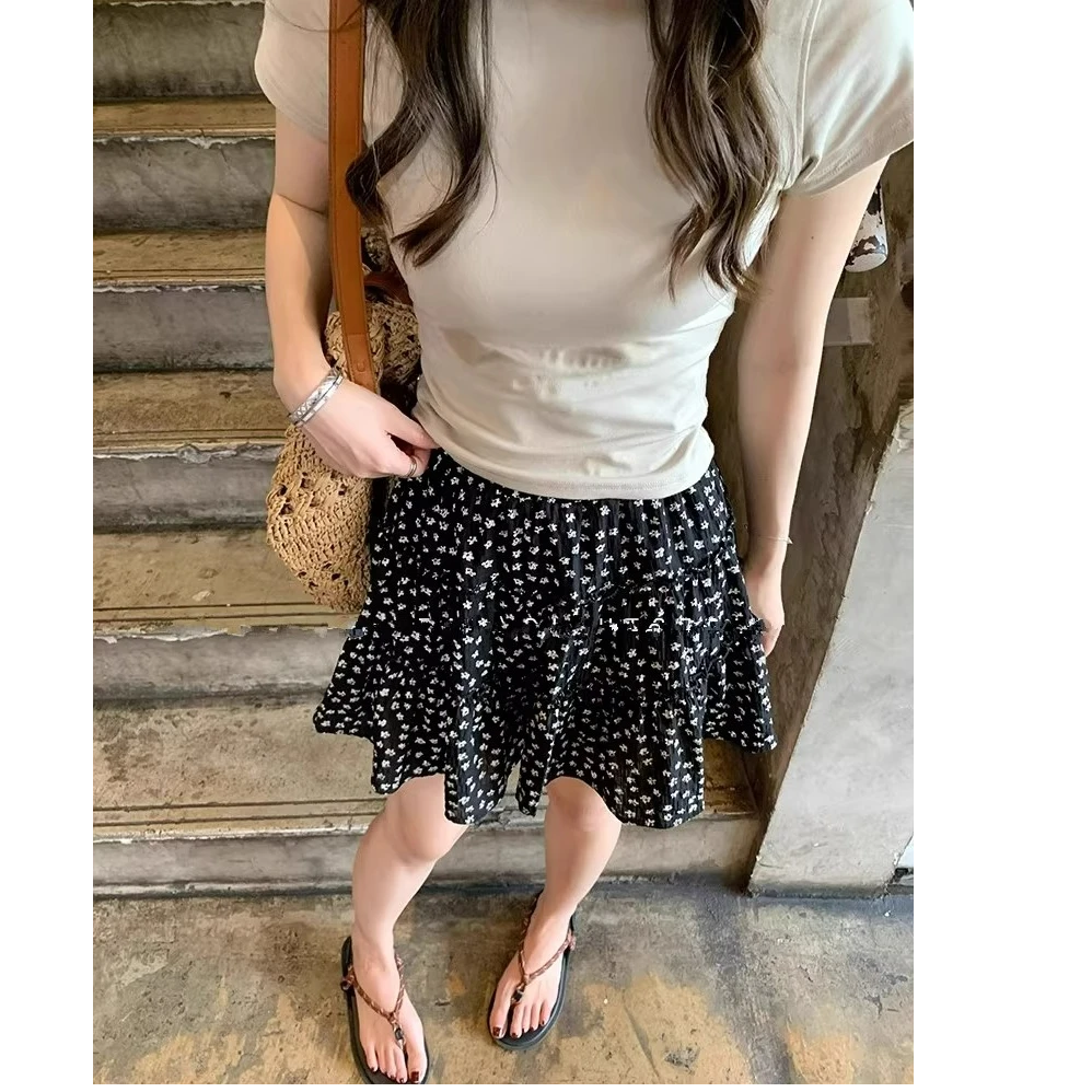 大码女装肥妹妹mm黑色碎花半身裙夏季高腰宽松显瘦A字蛋糕裙200斤