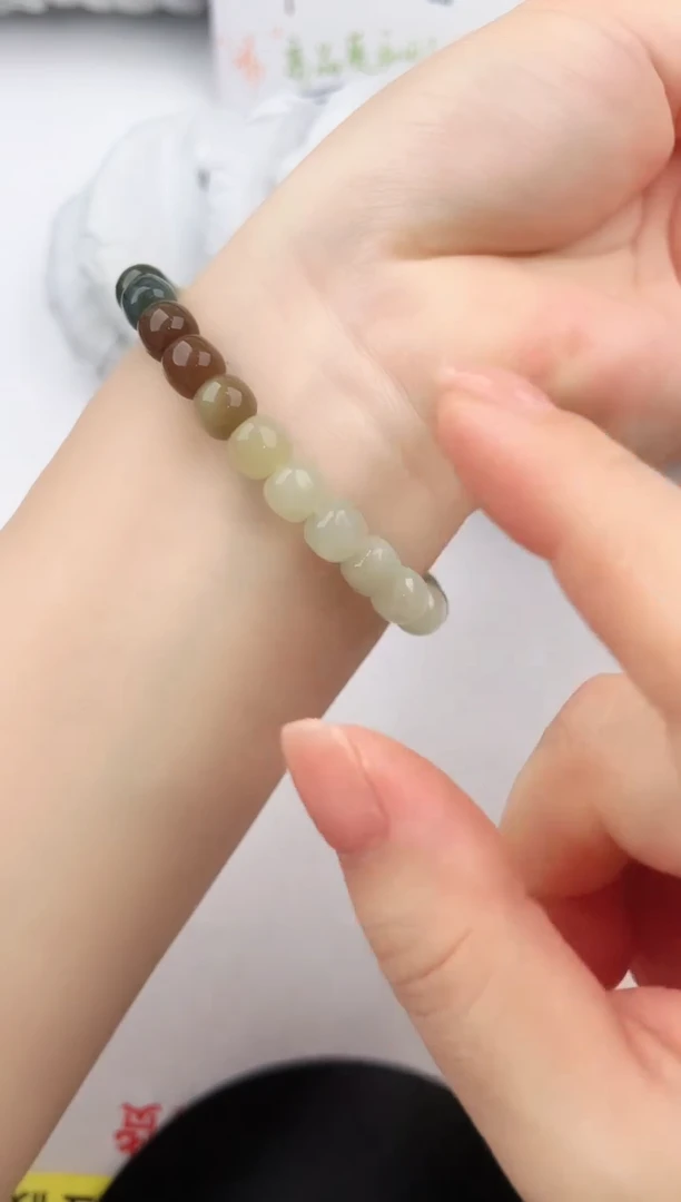 手链未镶嵌和田玉1颜色微差无瑕疵