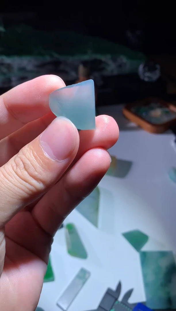 未镶嵌定制翡翠材料