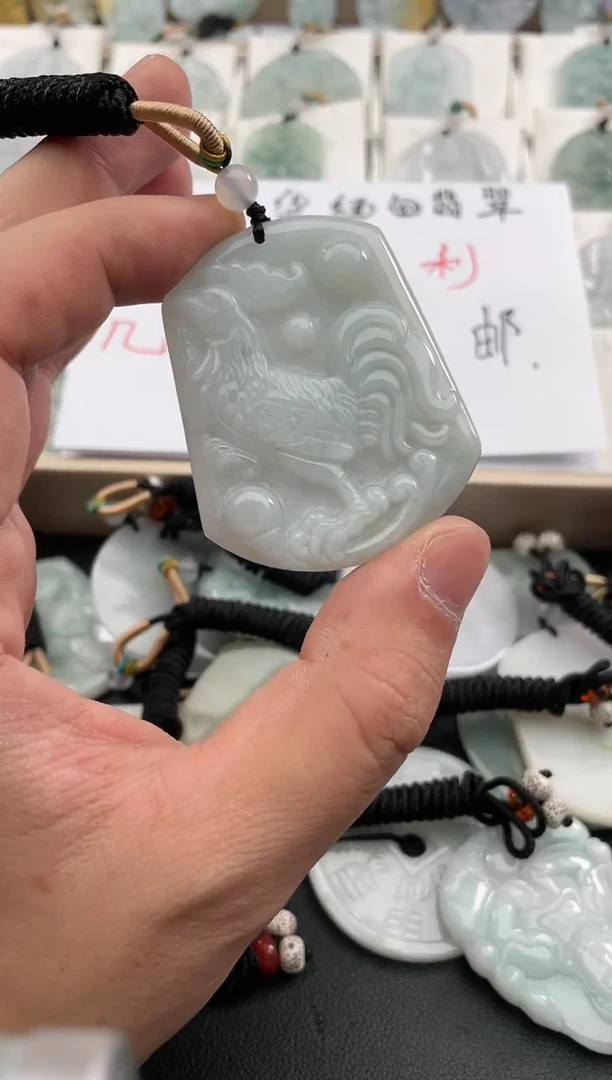 颈饰未镶嵌翡翠26/01/04/18